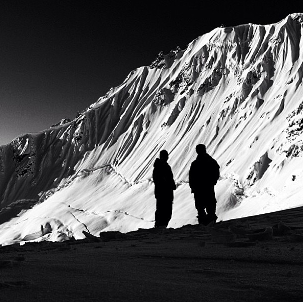 TravisRice_Words-dont-even-come-close...-@patmoore-and-I-what-a-way-to-start-your-day.-He-greased-it-Thanks-@gwheels-for-the-pic-and-@tordrilloheli.-@thirdedgeheli-for-making-this-happen