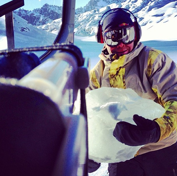 TravisRice_You-ever-wonder-how-The-Rose-Bar-in-Jackson-Hole-@pinkgartertheatre-Gets-their-block-ice-for-their-infamous-punch-bowls_-glacierice-shitdontmelt..-Thanks-@j_brown81-for-the-pic-@thirdedgeheli-@tordrilloheli