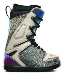 desiree-melancon-thirtytwo-lashed-snowboard-boot
