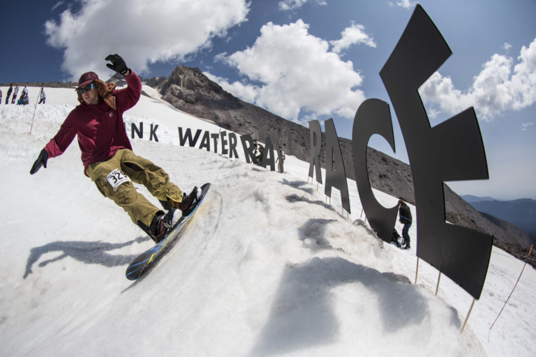 Drink Water Rat Race 2015 Snowboarding Austin Smith Bryan Fox