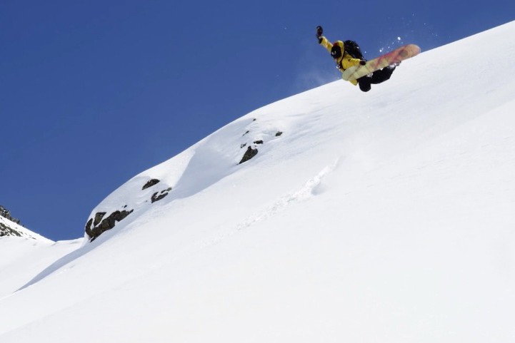 Elias Elhardt full part