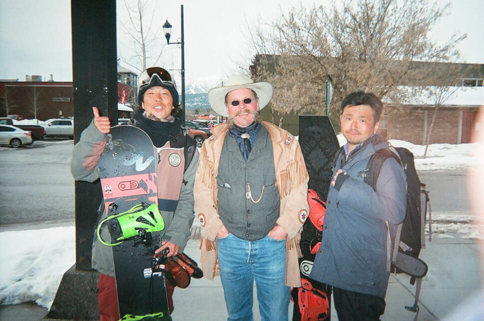 75240024Whitefish-Airblaster-March-Disposables
