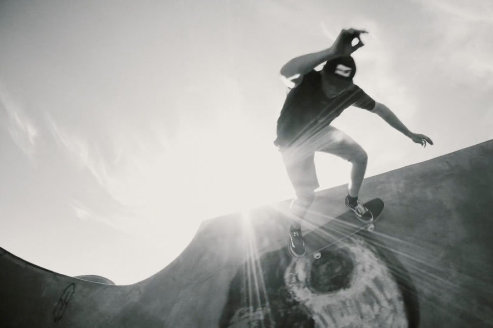 1-SnoPlanks-Walk-the-plank-4-street-surfer-web