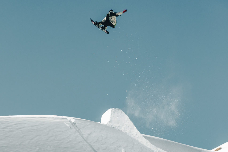 Gigi Pro Model 686 Snowboarding