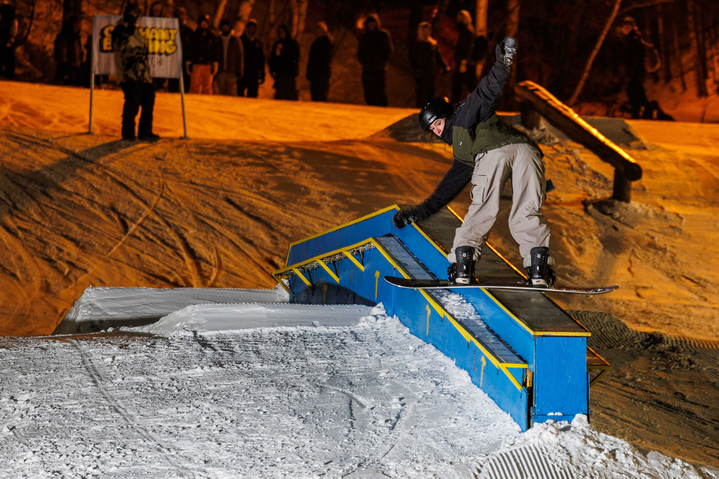 Jaylen Hanson snowboards at Trollhaugen