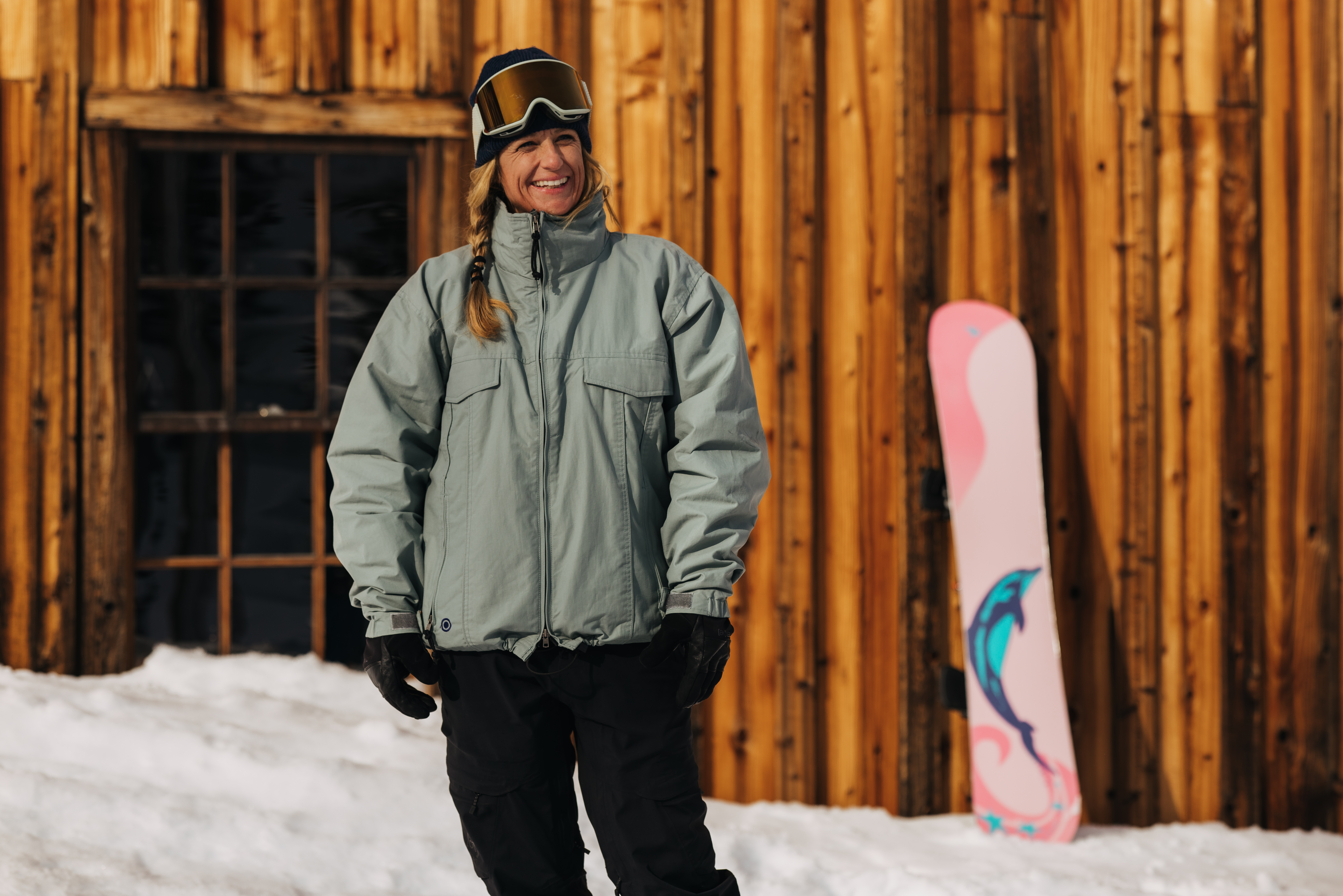 BURTON　バートン　スノーボード　シャノンダンモデル A Snowboard with a Porpoise: Burton Re-Releases Shannon Dunn