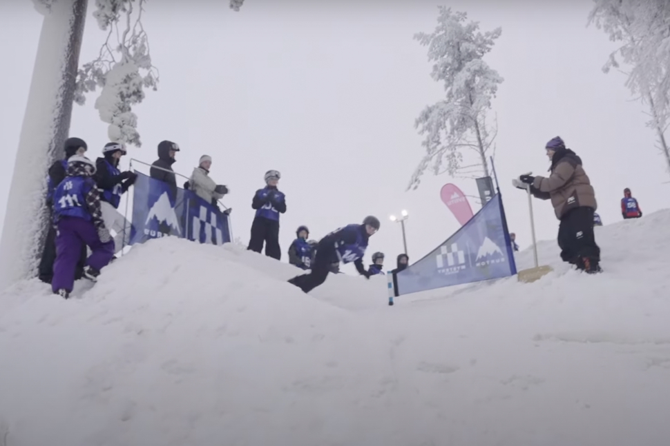 Ylfa snowboarding Burton