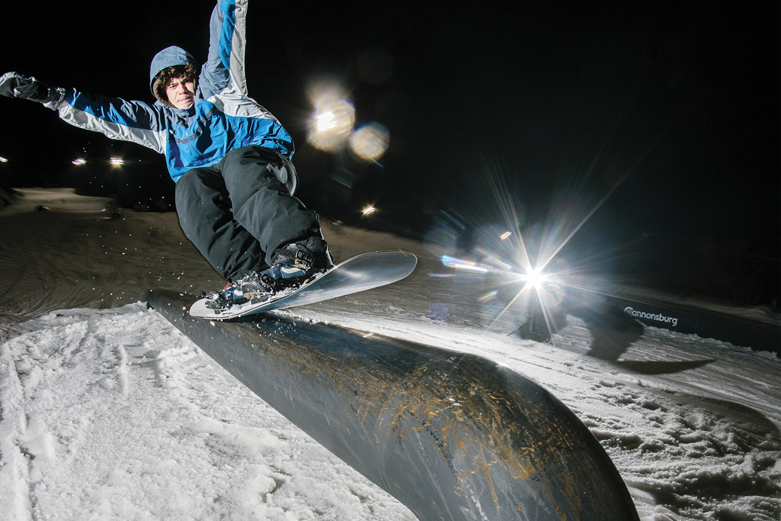 Platinum Pick 2026: Salomon Abstract – Snowboard Magazine