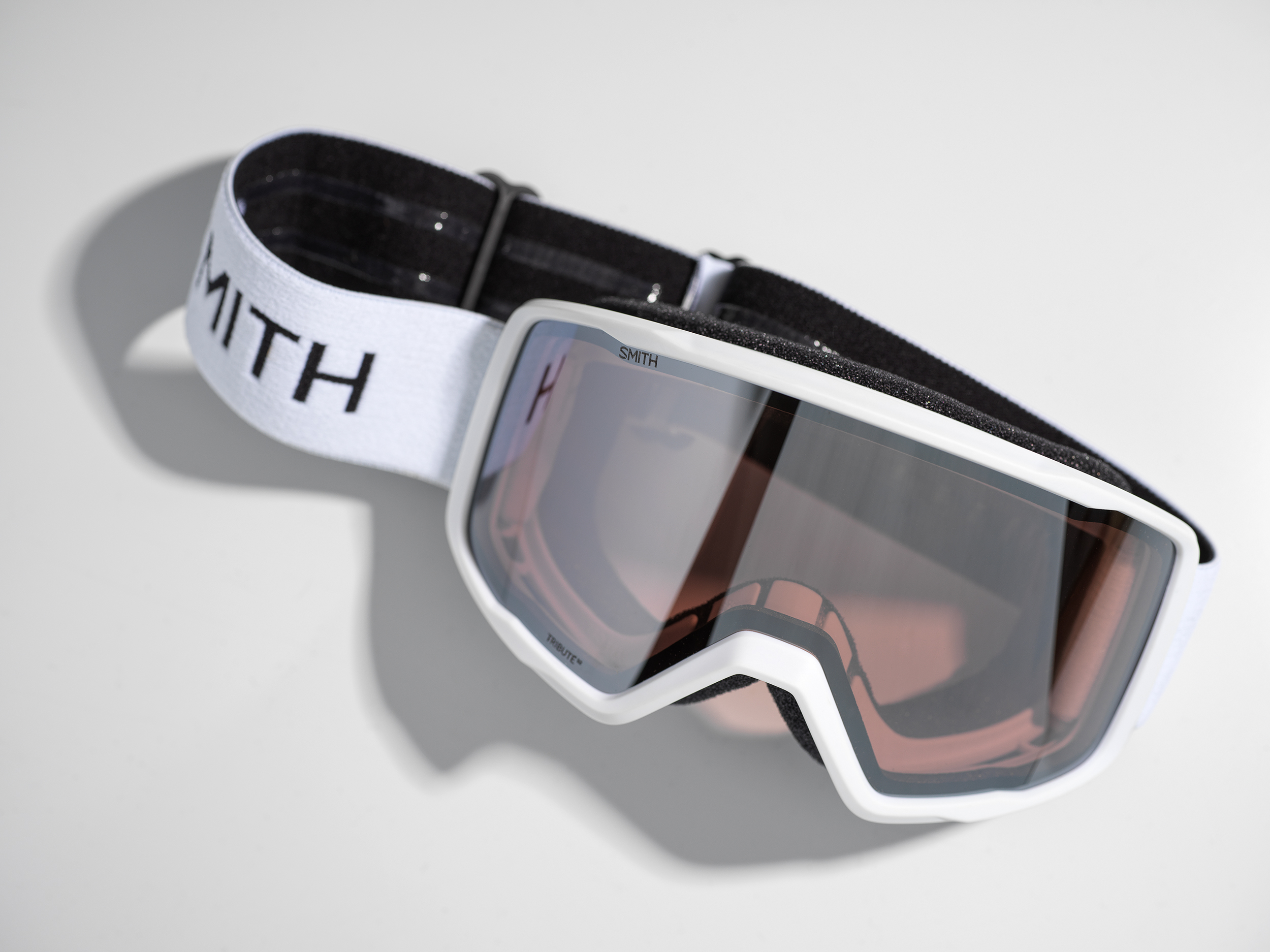 Platinum Pick 2026: Smith Tribute Goggles – Snowboard Magazine